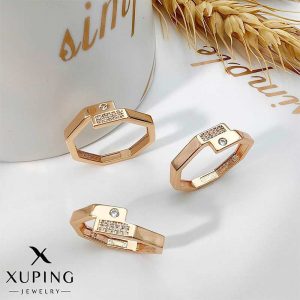 انگشتر مینیمال نگین‌دار ژوپینگ